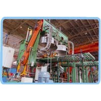 GRM桂林橡機(jī) 機(jī)械液壓混合式硫化機(jī)